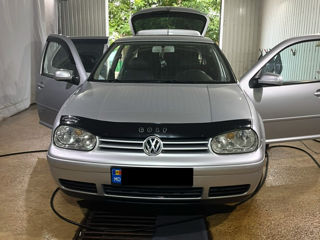 Volkswagen Golf foto 4