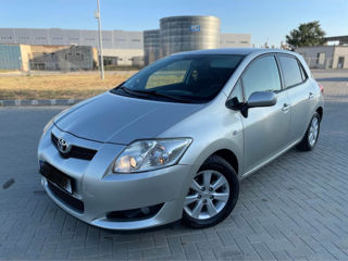 Toyota Auris foto 2