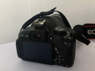 Canon EOS 700D Kit 18-135мм foto 5