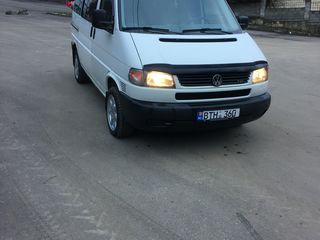 Volkswagen T4 foto 2