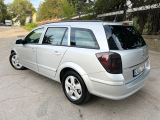 Opel Astra foto 2