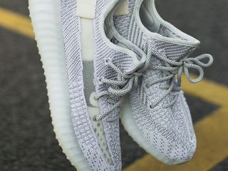 yeezy static 3m reflective