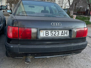 Audi 80 фото 1