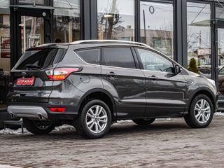 Ford Kuga foto 2