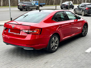 Skoda Superb foto 4