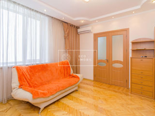 Apartament cu 3 camere, 67 m², Centru, Chișinău
