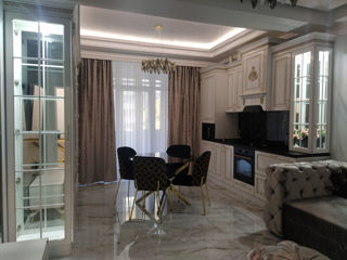 Apartament cu 2 camere, 72 m², Centru, Chișinău
