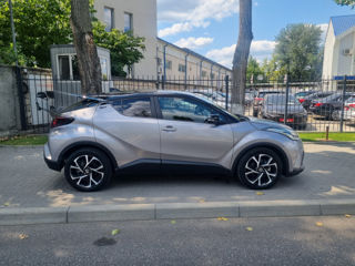 Toyota C-HR foto 4