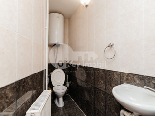 Apartament cu 3 camere, 100 m², Buiucani, Chișinău foto 8