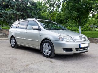 Chirie auto Prakat  Prius Golf Skoda Auris Yaris Automat Preturile sunt prietenoase foto 5