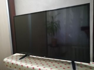 Отличный Full HD телевизор - LG 43LF510V с цифровым DVB-T2 тюнером