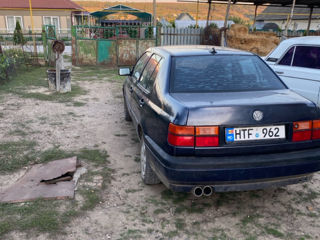 Volkswagen Vento foto 2