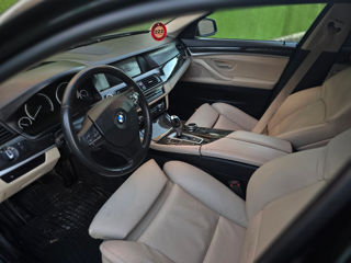 BMW 5 Series foto 9