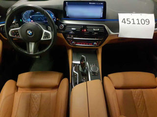 BMW 5 Series foto 3