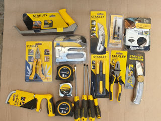 Dewalt  şi Stanley