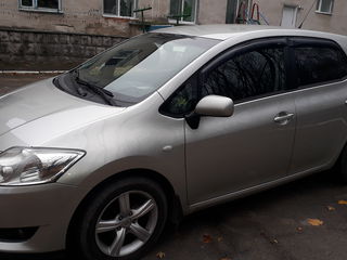 Toyota Auris foto 2