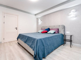 Apartament cu 2 camere, 67 m², Centru, Chișinău foto 2