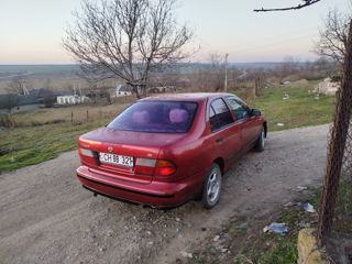 Nissan Almera foto 5