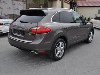 Porsche Cayenne foto 6