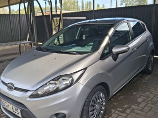 Ford Fiesta 5D