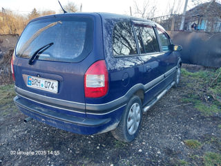 Opel Zafira foto 5