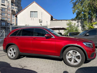 Mercedes GLC foto 5