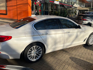 BMW 5 Series foto 5