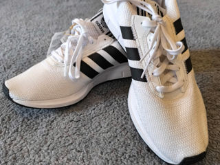 Adidas Swift Run X foto 2