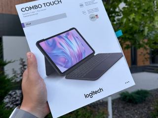 Logitech combo touch for iPad foto 1
