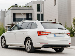 Skoda Superb foto 4