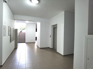 Apartament cu 2 camere, 70 m², Buiucani, Chișinău foto 13