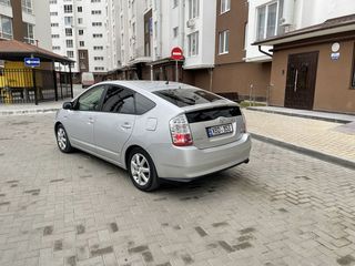 Chirie auto la cele mai bune preturi !!! Toyota prius , Auris , corolla... foto 2