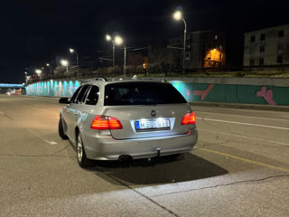 BMW 5 Series foto 6