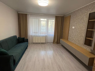 Apartament cu 2 camere, 52 m², Centru, Fălești