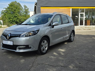 Renault Grand Scenic foto 4