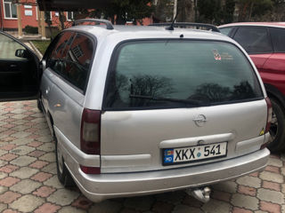 Opel Omega foto 2