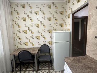 Apartament cu 1 cameră, 40 m², Centru, Chișinău foto 2