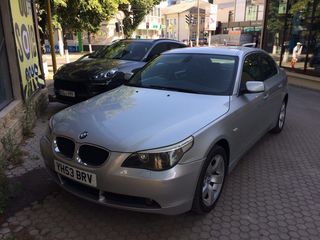 BMW 5 Series foto 1