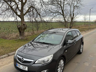 Opel Astra foto 1