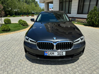 BMW 5 Series foto 3