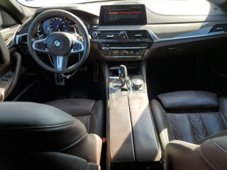 BMW 5 Series foto 6