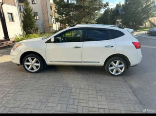 Nissan Rogue foto 10