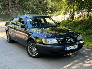 Audi A6 foto 1