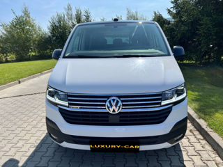 Volkswagen Caravelle foto 2