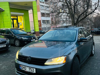 Volkswagen Jetta foto 3