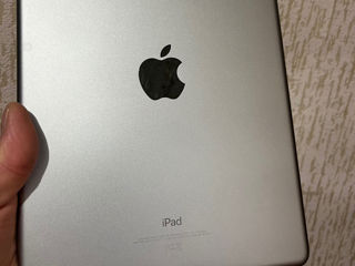 Apple iPad Air 5-gen 128Gb foto 0