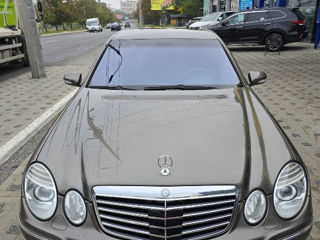 Mercedes E-Class foto 2