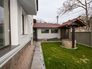 Casa Moderna Stăuceni 250 mp+ 6 Ari/ Zona liniștită foto 3