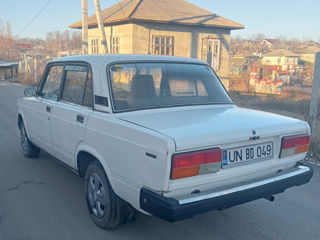 Lada / ВАЗ 2107 foto 4