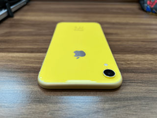 Продам Apple iPhone XR 64 GB желтый foto 8